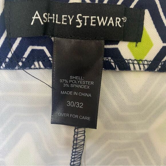 Ashley Stewart Geometric Print Skirt Sz 30/32 - Picture 5 of 6